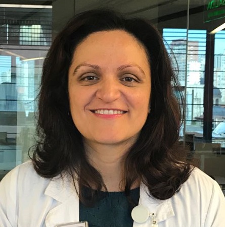 Dra. Andrea Bustamante B.