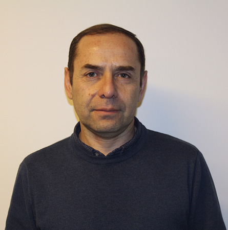 Dr. Víctor Cortés M.