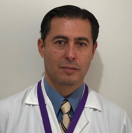 Dr. Alberto Estay N.