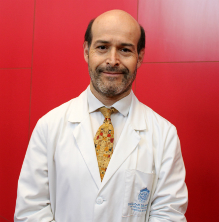 Dr. Patricio Sandoval R.