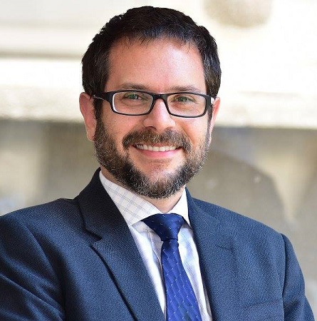 Dr. Daniel Capurro N.