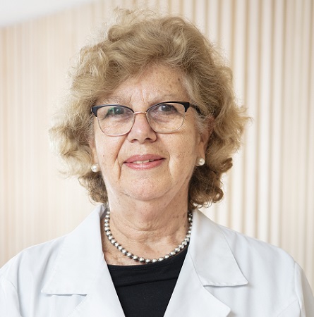 Dra. Verónica Azócar G.