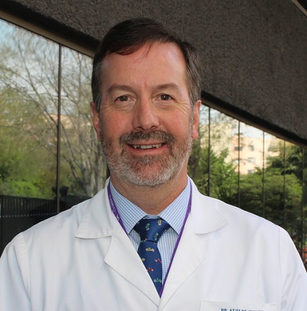 Dr. Álvaro González M.